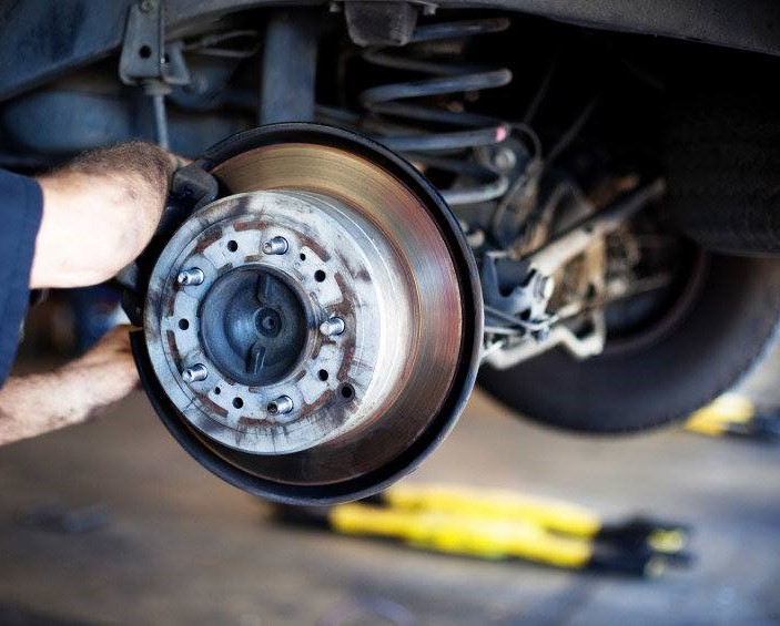 Ellenőriztessük rendszeresen a fékeket!