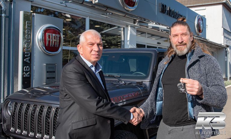 Pintér Tibor a KB Autoteam Jeep márkanagykövete